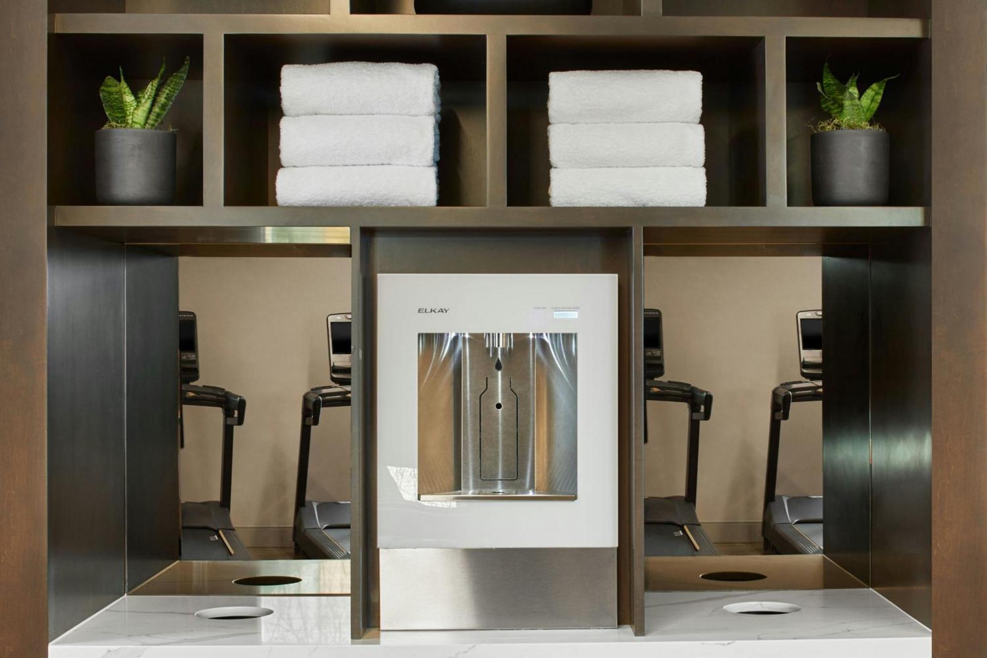Ac Hotel By Marriott Sacramento Extérieur photo